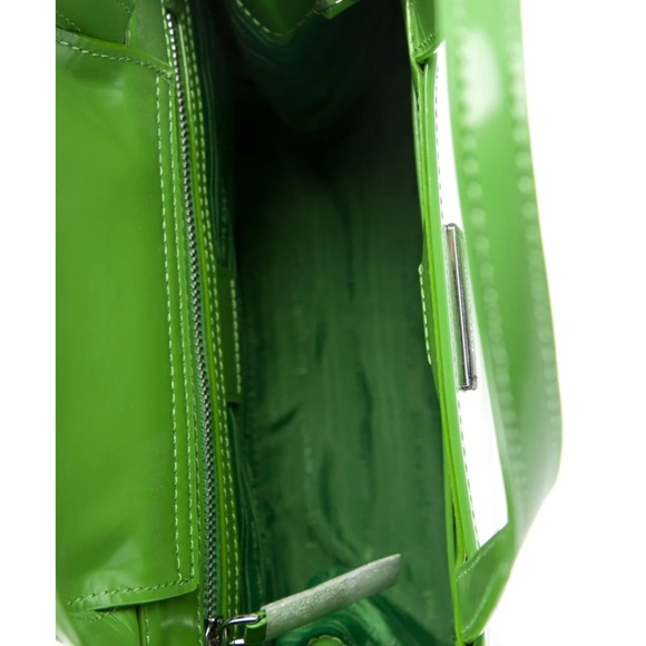 The Sam Icon Bag in Medium- KS green (300) Style K9775 Spazzolato leather - Picture 4 of 13